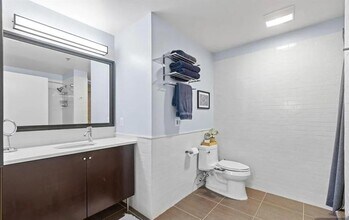 25 McWilliams Pl in Jersey City, NJ - Building Photo - Building Photo