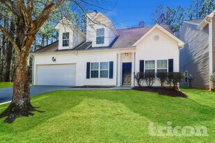 130 Nowell Dr, Unit 1213 Lafayette in Fairburn, GA - Building Photo