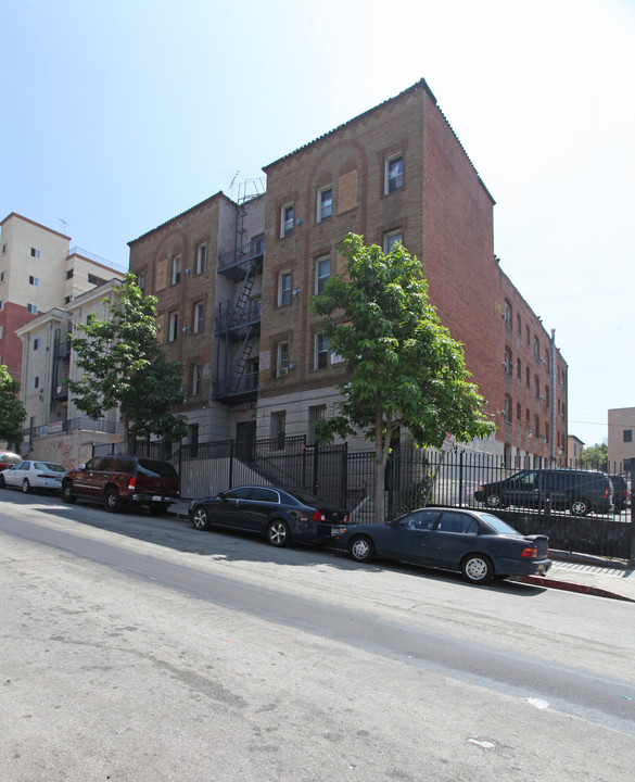 The Devon Apartments - Spacious with Beaut... in Los Angeles, CA - Building Photo