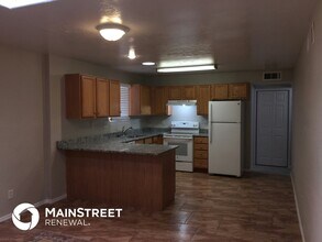 2561 W Virginia St in Tucson, AZ - Building Photo - Building Photo