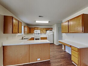 254 Royalton Rd in Mooresville, NC - Foto de edificio - Building Photo