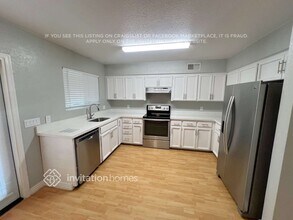 2926 E Escondido Ave in Mesa, AZ - Foto de edificio - Building Photo