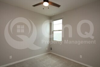 9804 W Atlantis Wy in Tolleson, AZ - Building Photo - Building Photo