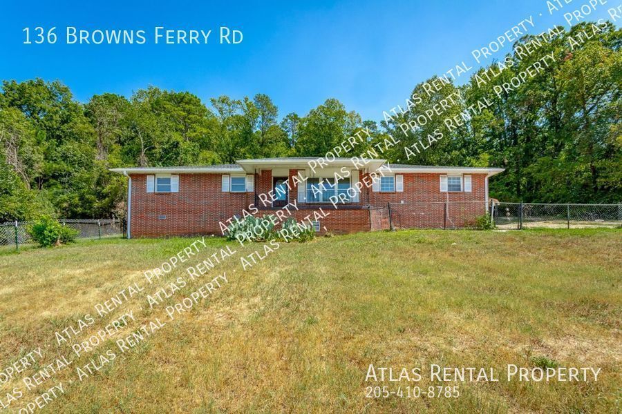 136 Browns Ferry Rd in Chattanooga, TN - Building Photo