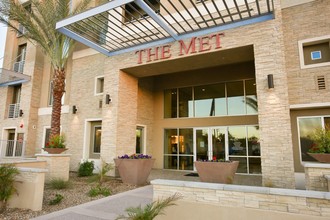 The Met at Fashion Center in Chandler, AZ - Building Photo - Building Photo