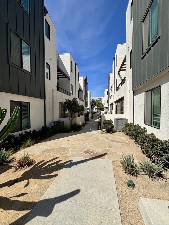 property at 2405 Cascalote Lp