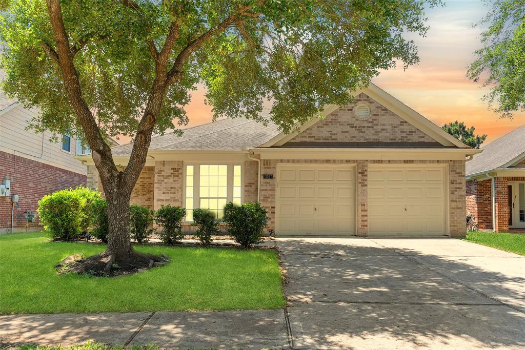 11047 Pierce Valley Dr in Richmond, TX - Building Photo