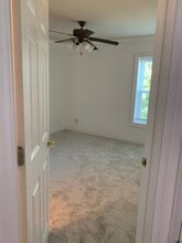 2521 Metairie Lawn Dr, Unit 12-305 NEW PRICE 1000.00 in Metairie, LA - Foto de edificio - Building Photo