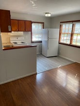 161 D View Ave, Unit 1 in Norfolk, VA - Foto de edificio - Building Photo