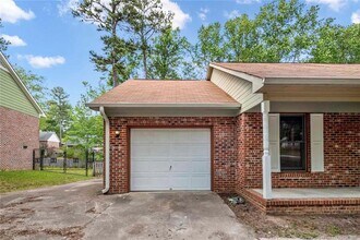1274 Arailia Dr in Fayetteville, NC - Building Photo - Building Photo