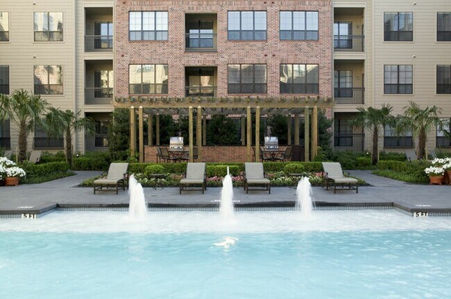 Midtown Houston Living in Houston, TX - Foto de edificio - Building Photo