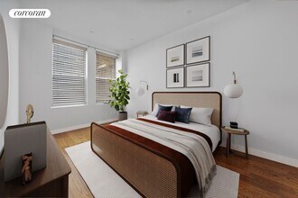 102-104 Fulton St in New York, NY - Building Photo - Building Photo