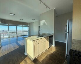 1845 S Michigan Ave in Chicago, IL - Foto de edificio - Building Photo