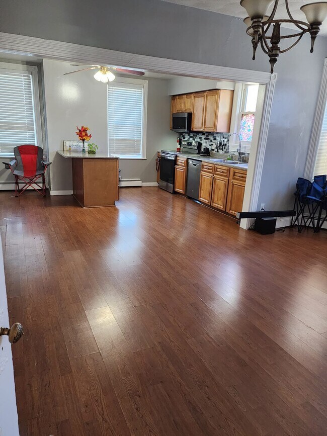 35 Rand St Apartments and Nearby Central Falls Apartments For Rent Central Falls, RI