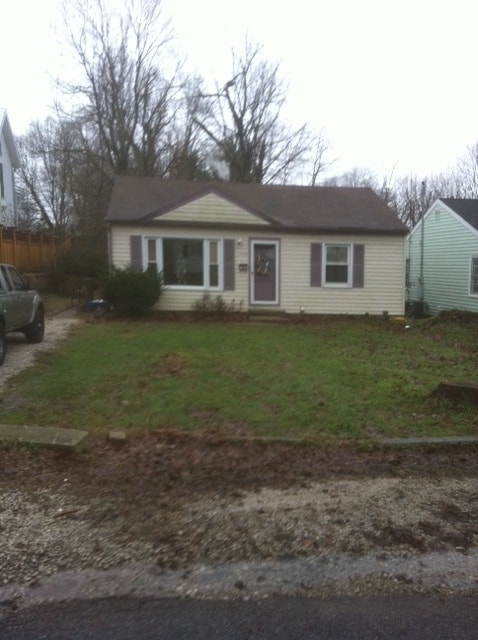 1028 E Maxwell Ln in Bloomington, IN - Building Photo - Building Photo