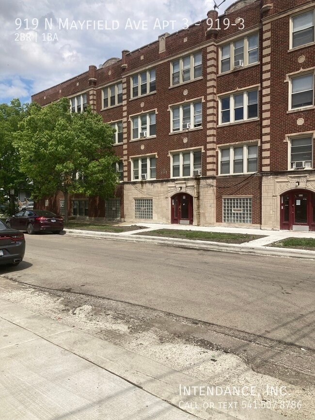 property at 919 N Mayfield Ave