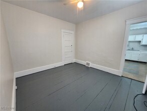 1949 Coltman Rd in Cleveland, OH - Foto de edificio - Building Photo