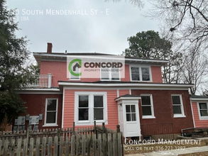 110 S Mendenhall St in Greensboro, NC - Foto de edificio - Building Photo