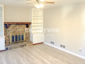 3798 Burnt Leaf Ln SW in Snellville, GA - Building Photo - Building Photo