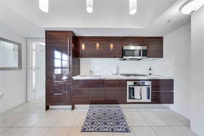 property at 3739 Collins Ave