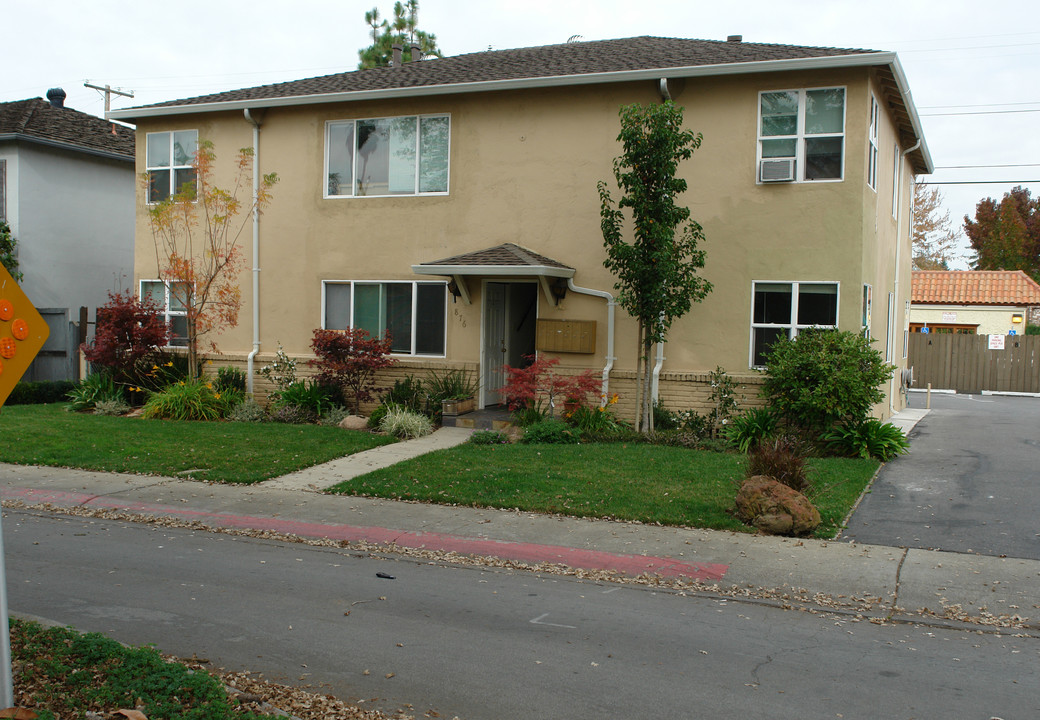 876 Park Dr in Mountain View, CA - Foto de edificio