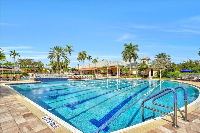 1641 Zenith Way in Weston, FL - Building Photo - Building Photo