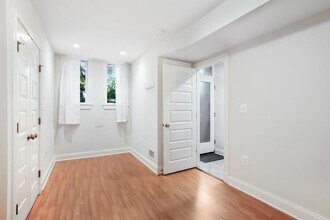 3459 Holmead Pl NW in Washington, DC - Building Photo - Building Photo