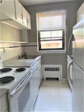56 Harvard Ave, Unit #1 in Brookline, MA - Building Photo - Building Photo