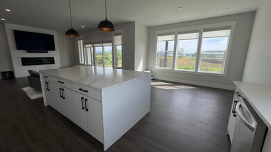 2120 Lagerwey Circle in Lynden, WA - Building Photo - Building Photo