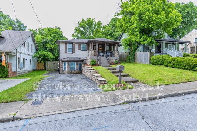 property at 1406 Lillian St
