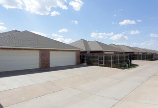 Dimora Village in Lubbock, TX - Building Photo - Building Photo