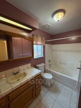 314 S Citrus Ct in Visalia, CA - Building Photo - Building Photo
