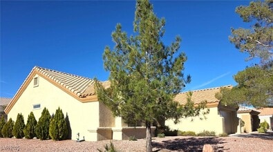 3001 Anna Bay in Las Vegas, NV - Building Photo - Building Photo