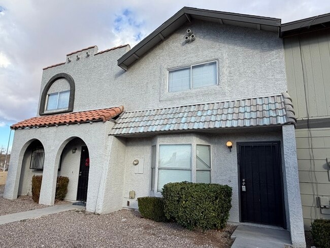 property at 894 Slumpstone Way