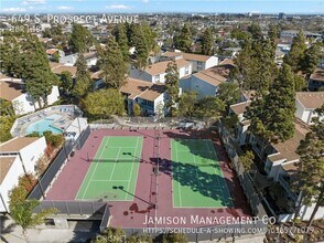 649 S Prospect Ave in Redondo Beach, CA - Building Photo - Building Photo
