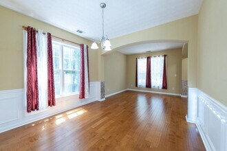 2227 Longmont Dr in Lawrenceville, GA - Building Photo - Building Photo