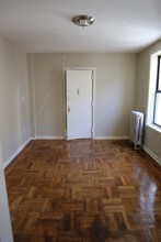 558 Parkside Ave in Brooklyn, NY - Building Photo - Building Photo