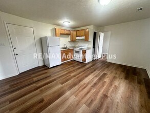 108 Carter St in Crewe, VA - Building Photo - Building Photo