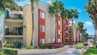 Del Mar Ridge Apartments Building - Del Mar Ridge Apartamentos in San Diego, California