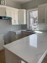 41-41 Ivy Cres in Thorold, ON - Building Photo - Building Photo