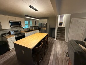 732 Bradwell Dr in Columbus, OH - Building Photo - Building Photo