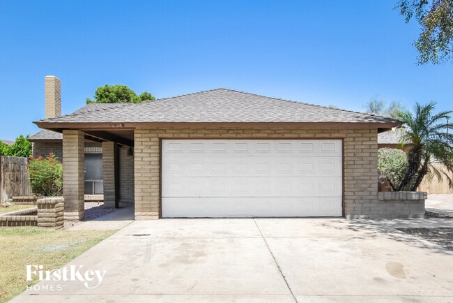 property at 6740 W Shangri La Rd