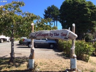 Cottages by the Sea in Brookings, OR - Foto de edificio - Building Photo