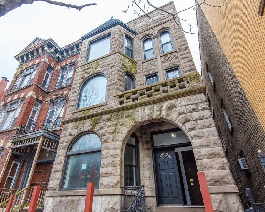 2242 N Halsted St in Chicago, IL - Building Photo
