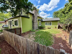 427 E 11th St in Loveland, CO - Building Photo - Building Photo