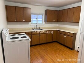 116 Elm St in Bangor, ME - Building Photo