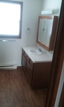 1505 W Veterans Pkwy in Marshfield, WI - Building Photo - Building Photo