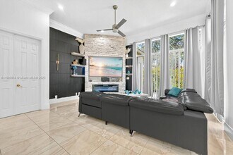 6313 Paradise Cove in West Palm Beach, FL - Building Photo - Building Photo