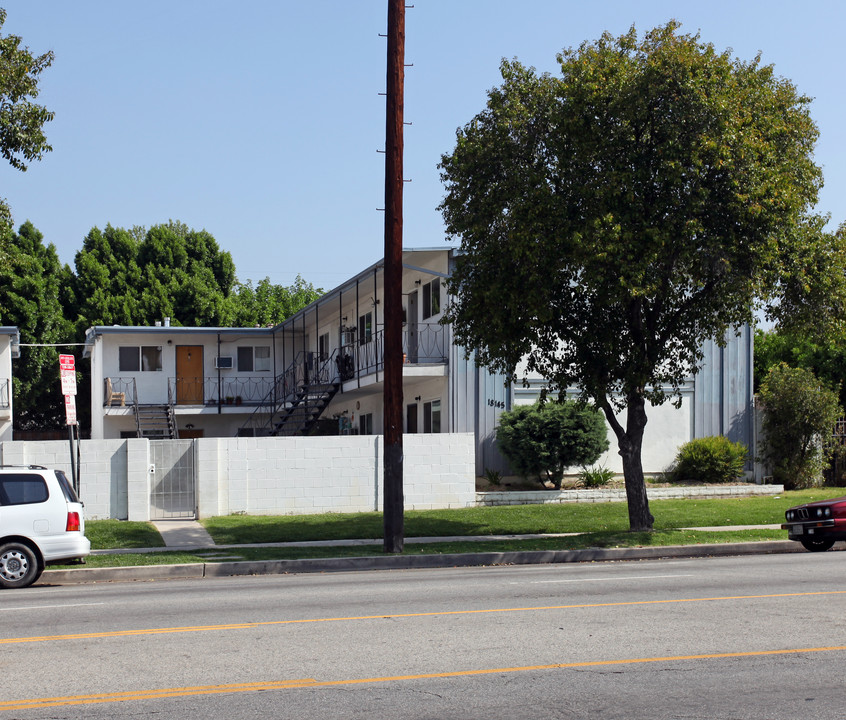 18145 Roscoe Blvd in Northridge, CA - Building Photo