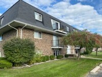 Silver Creek Apartments in Birch Run, MI - Foto de edificio - Building Photo